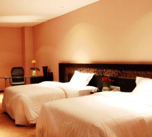 Grand Delta Hotel Medan Szoba fotó