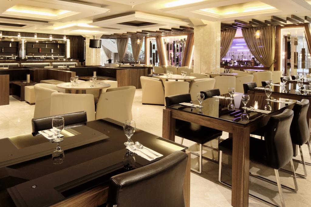Grand Delta Hotel Medan Kültér fotó